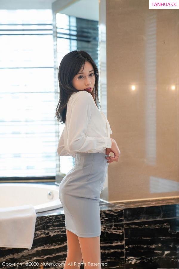 Kely香香  [XiuRen]高清写真图 2020.11.26 No.2825 仓井优香第23张图片